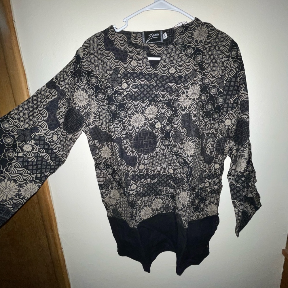 Black and Cream Floral Long Sleeve Top